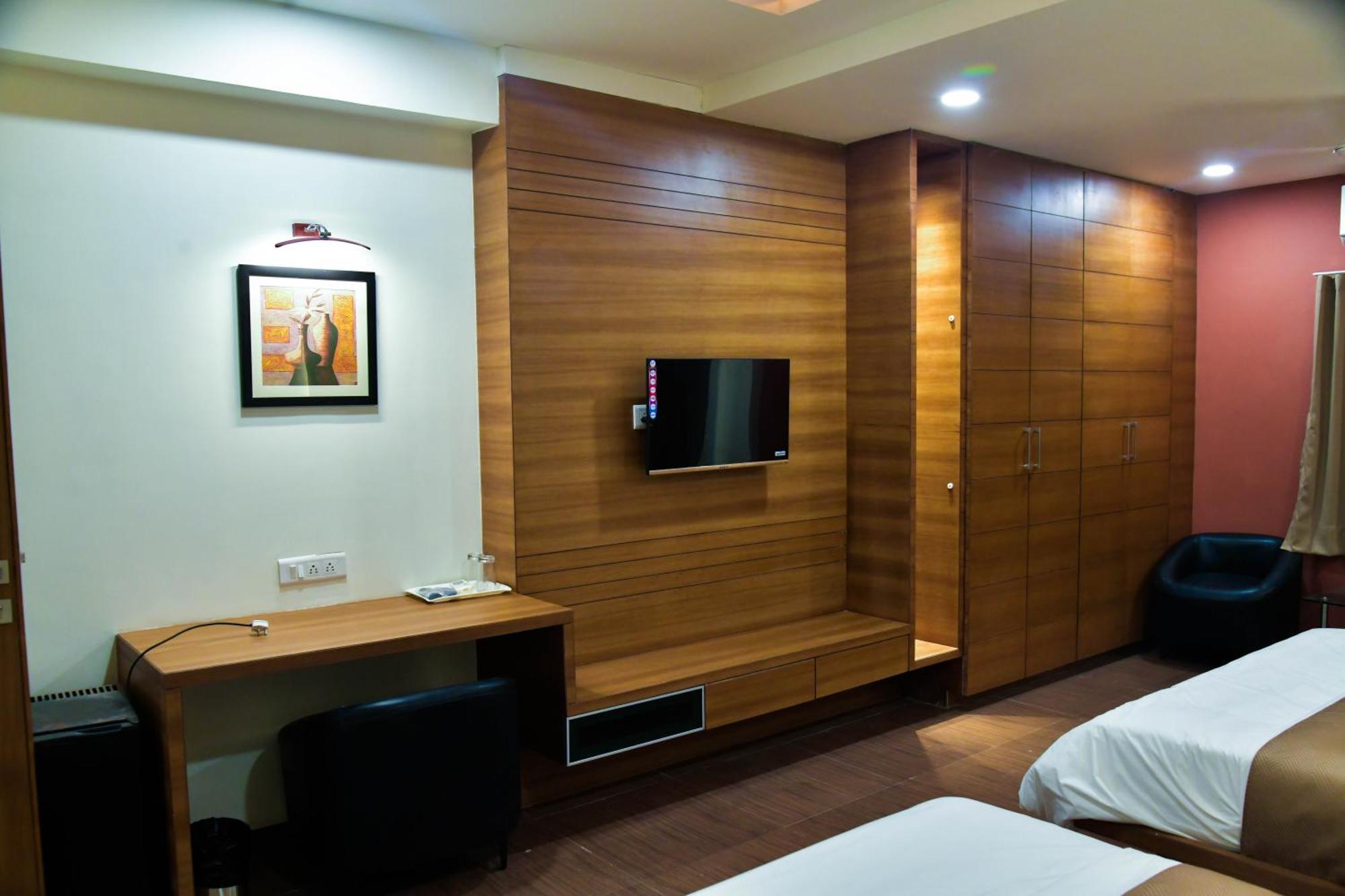 Hotel Ashooka Inn Gandhinagar Exterior foto